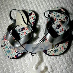 Sandals - New Flip Flop with Strap